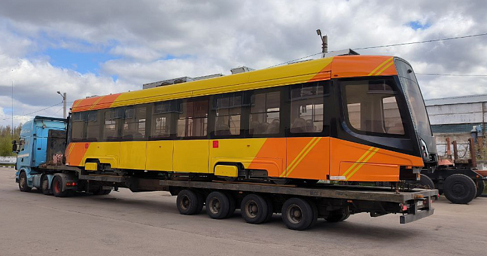 В ближайшие недели в Ярославль прибудут ещё 14 новых трамваев_272339
