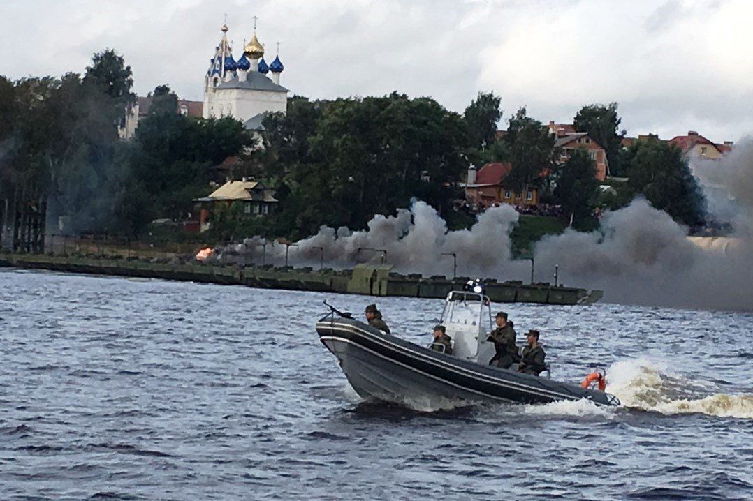 Шойгу прибыл в войска Западного военного округа в Ярославль Шойгу прибыл в войска Западного военного округа в Ярославль