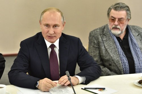 Владимир Путин о подготовке актеров для региональных театров: «Для провинции кадры нужно готовить в провинции»