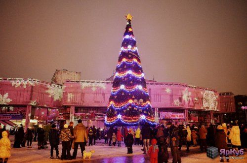 Ярославцы могут принять участие в конкурсе на лучшее новогоднее оформление города 