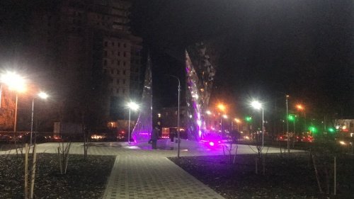 В Ярославле открыли памятник в честь столетия комсомола