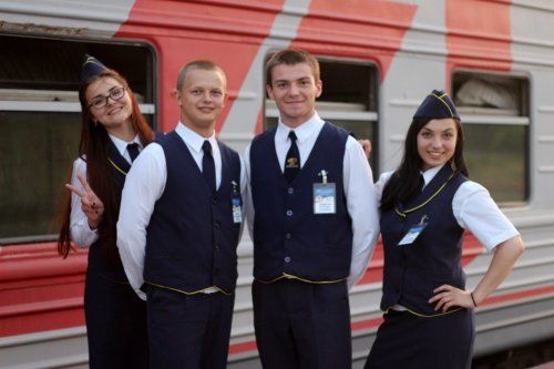 Более трехсот студентов будут работать проводниками этим летом в поездах Северного филиала АО «ФПК»