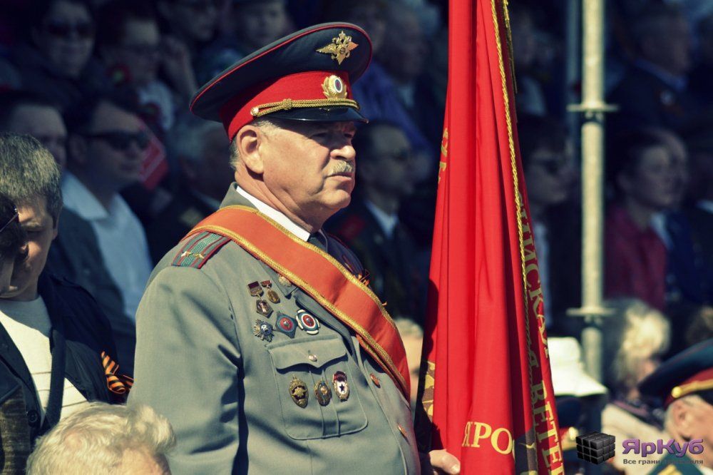 Ярославские ветераны продолжают получать юбилейные медали 