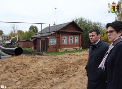 Губернатор Дмитрий Миронов поручил привести в порядок дороги в Переславле, после замены коммунальных сетей