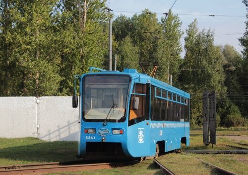 В Ярославль поставили первые трамвайные вагоны из Москвы