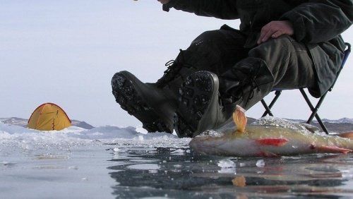В Ярославской области людям запрещено выходить на лед