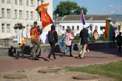 Представители ярославского ЛГБТ-сообщества вышли на улицу в честь Дня борьбы с гомофобией