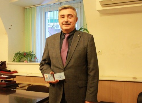 Анатолий Каширин получил удостоверение депутата муниципалитета Ярославля