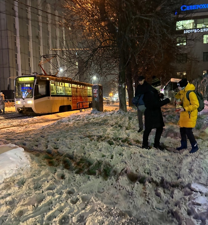 «Ждать, когда само растает?»: ярославцы утопают в снежной каше