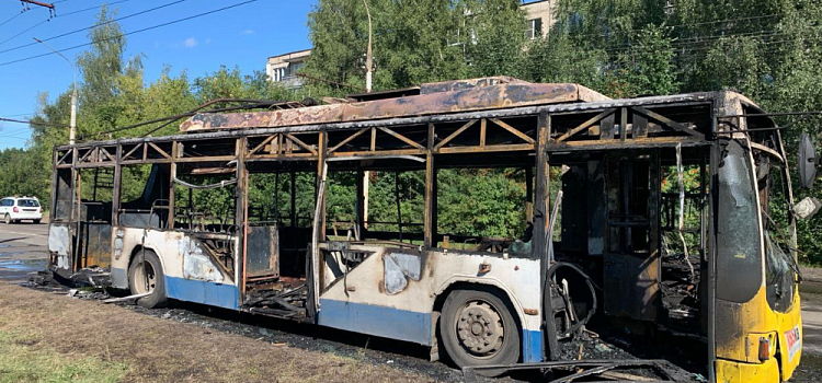 В Рыбинске прямо на линии сгорел троллейбус