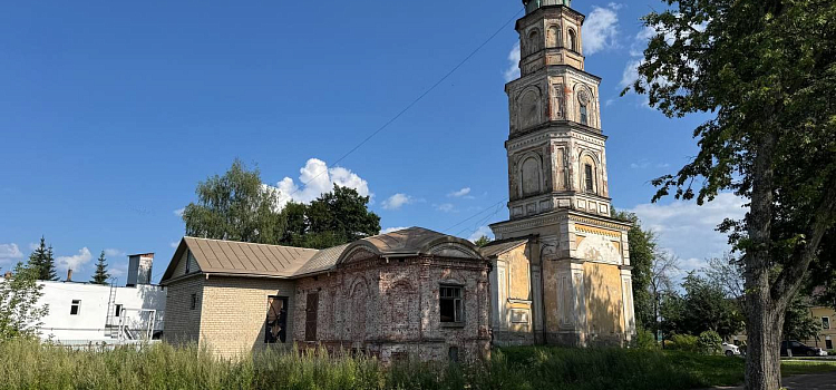 В Ростове Великом у собственника отобрали памятник архитектуры_300757