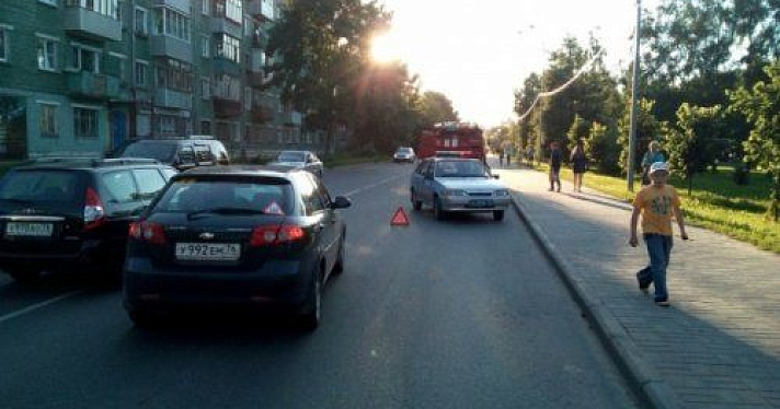 В Рыбинске автомобиль сбил трех пешеходов 