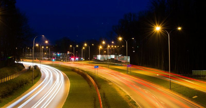 Безопасность дорожного движения в регионе: смертность, освещение, весовой контроль