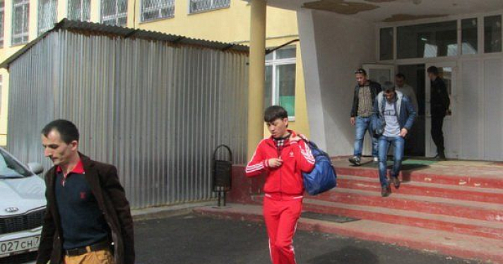 Ярославская миграционная служба выдворила за пределы страны 15 иностранцев