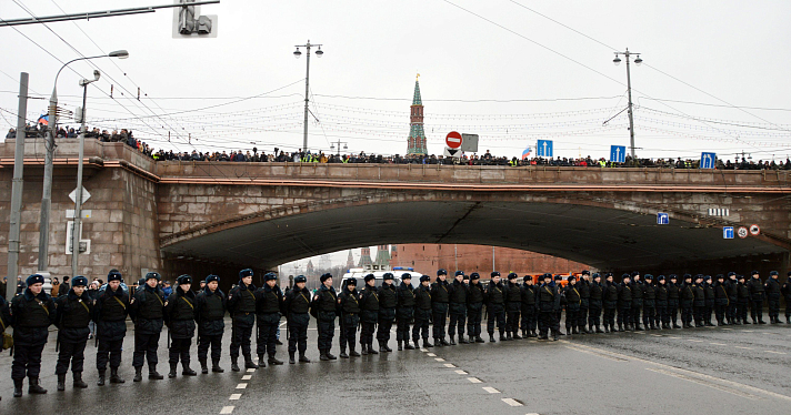 Ярославцы приняли участие в московском марше памяти Бориса Немцова_24613