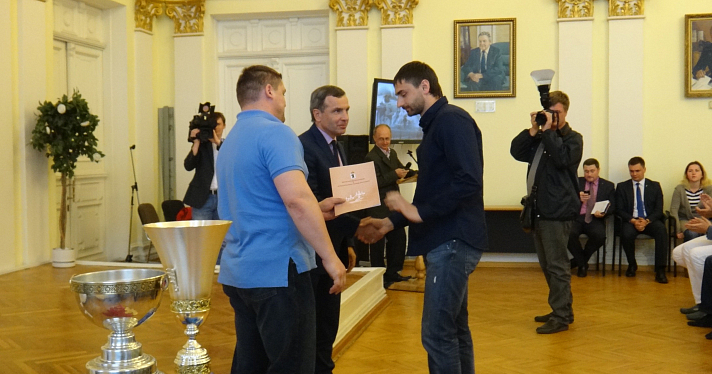Ярославские спортсмены-любители завоевали серебро Ночной Хоккейной Лиги_65399