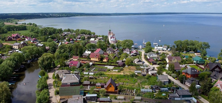 На реке Вёкса в Переславле планируют запустить судно-сборщик для чистки рек