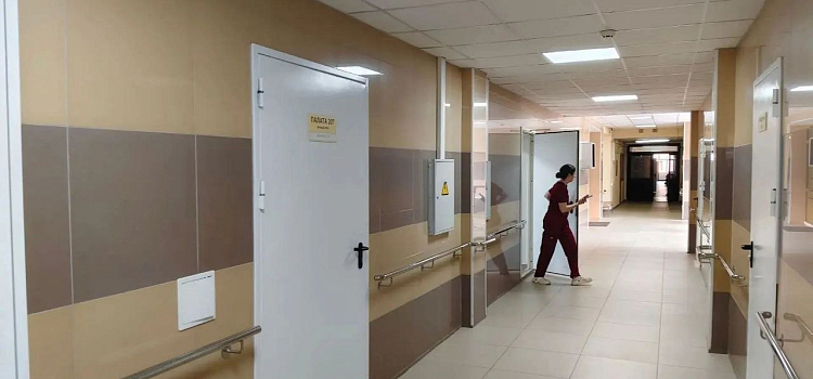 В Ярославле капитально отремонтировали хирургическое отделение в девятой больнице_319452