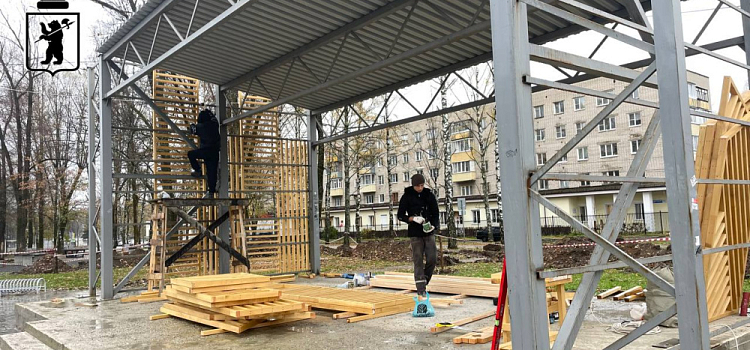 В ярославском парке монтируют новую сцену