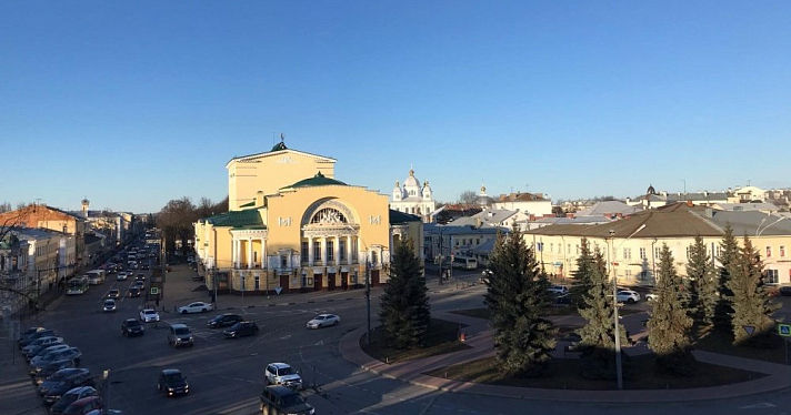 Волковский театр отказался от показа спектаклей на фасаде