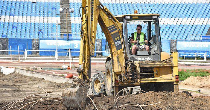 В Ярославле на стадионе «Шинник» комиссия проверила ход ремонтных работ _119559