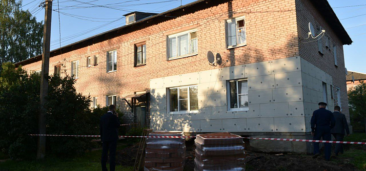 В Ярославской области жилой дом экстренно расселили из-за угрозы обрушения_299320