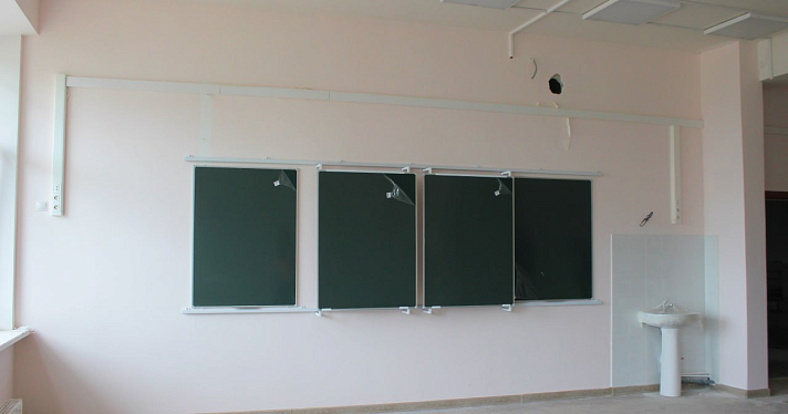 В школе на Пашуковской улице в Ярославле начали устанавливать оборудование_246822