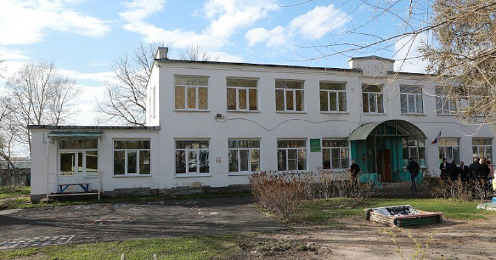 В поселке Ярославского района школу переделают под амбулаторию