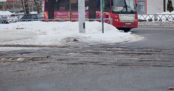 В Ярославле проблемные трамвайные переезды решили выложить плиткой