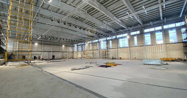 Ярославцам показали ход строительства волейбольного центра_257925