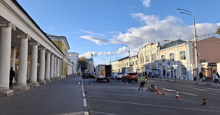 В центре Ярославля ведутся работы по внедрению платных парковочных пространств