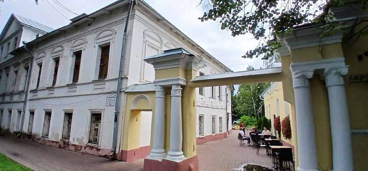 В центре Ярославля главный дом усадьбы конца XVIII века признали памятником