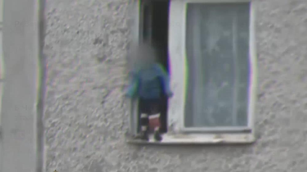 В Ярославской области из окна выпал годовалый ребенок