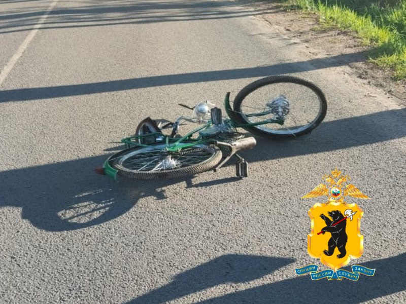 В Угличе водитель мопеда после ДТП попал в больницу