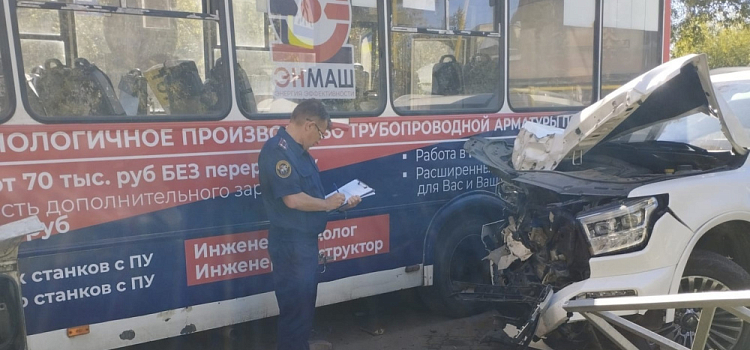 В Рыбинске после ДТП с автобусом и машиной депутата возбудили уголовное дело