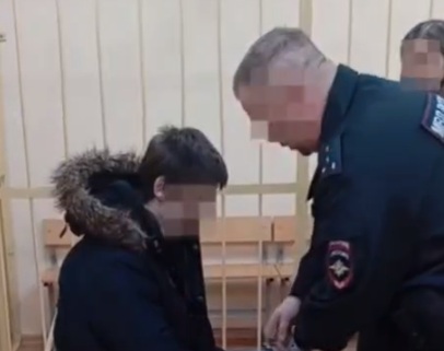 В Ярославле приговор суда услышал молодой человек, беспричинно избивший пенсионера на улице