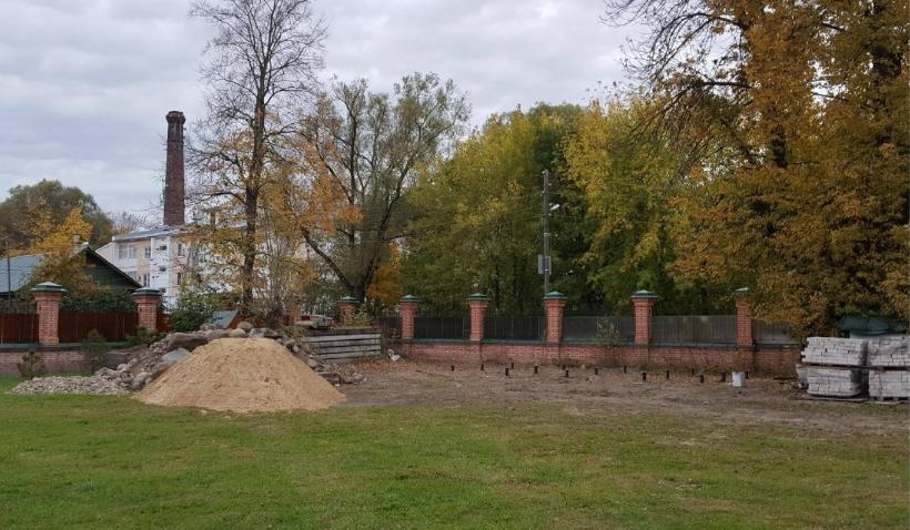 Ярославские градозащитники бьют тревогу из-за строительства на территории памятника архитектуры