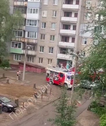 В Дзержинском районе Ярославля при пожаре пострадал человек