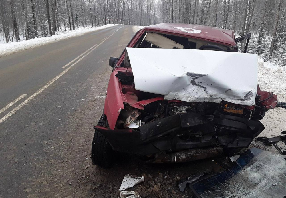 В Ярославской области в ДТП погиб водитель «девятки»
