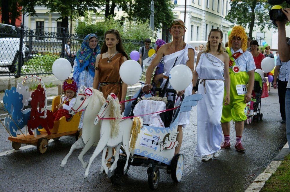 В Ярославле прошел Парад детской техники