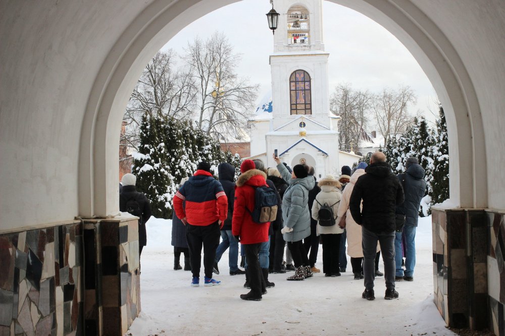 Ярославцы посетили Николо-Сольбинский женский монастырь