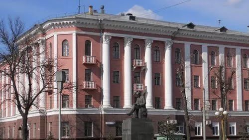 Ярославцы требуют вернуть детскую больницу №1 в здание на проспекте Ленина