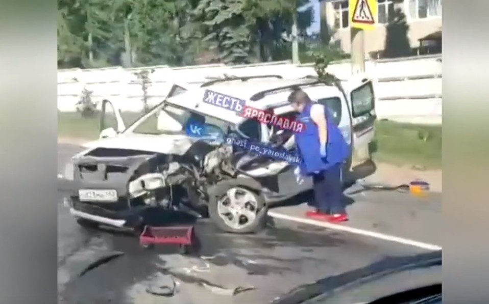 В Ярославской области на трассе М-8 пострадал молодой водитель