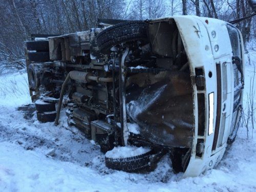 В Рыбинском районе перевернулся пассажирский автобус 