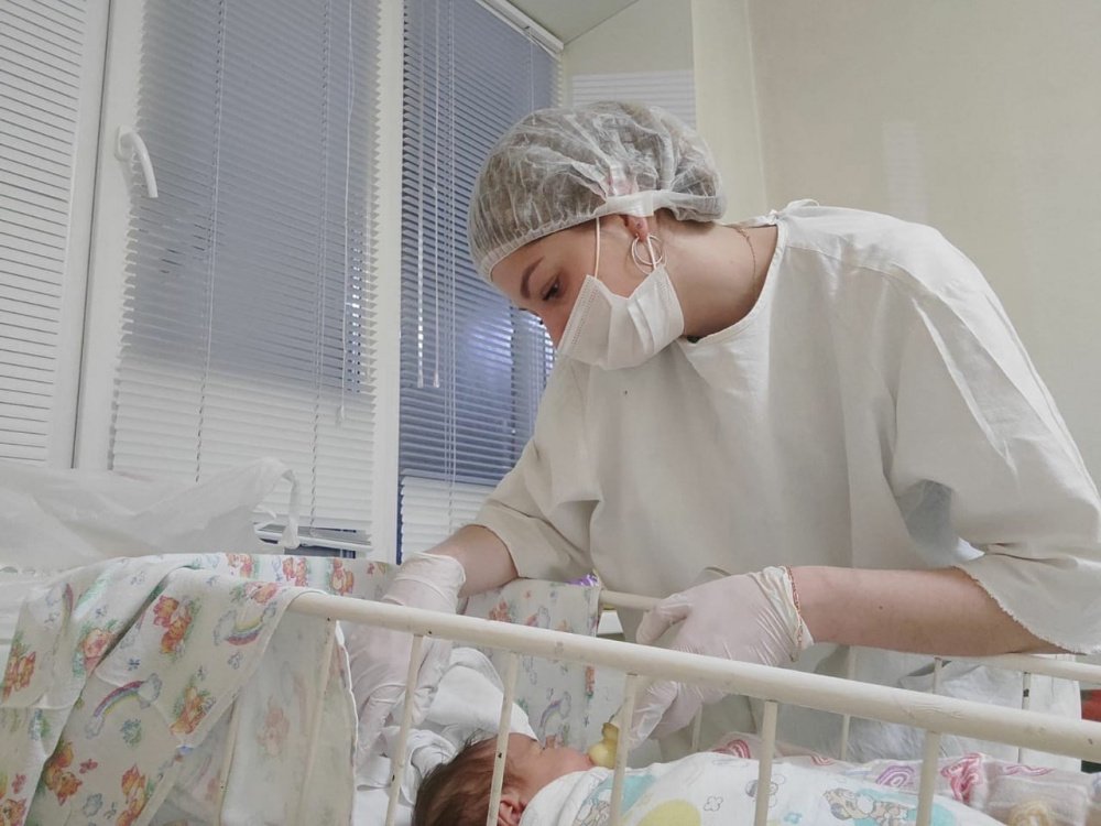 В Ярославле студенты-медики помогают врачам областной детской больницы