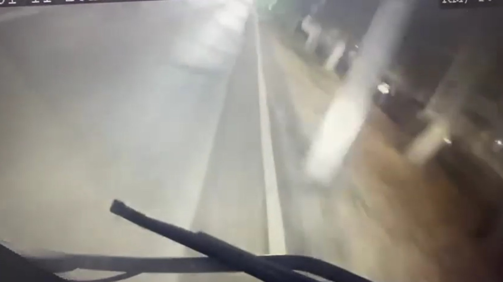 В Ярославле автобус врезался в столб