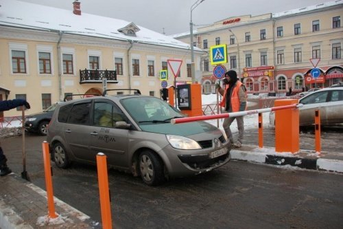 Муниципалитет Ярославля отозвал законопроект об увеличении штрафов за платную парковку для доработки