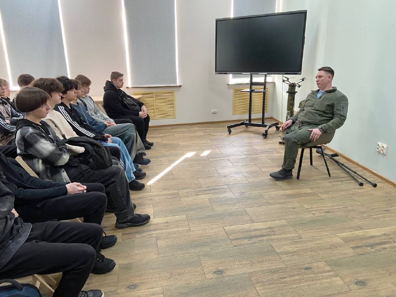 Более 4 тысяч жителей Ярославской области стали участниками уроков мужества в 2025 году