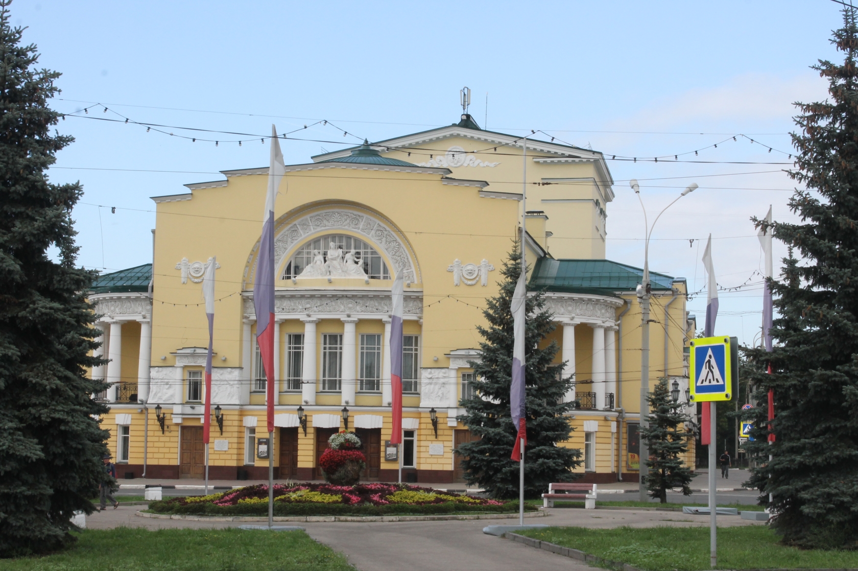 волковский театр старые