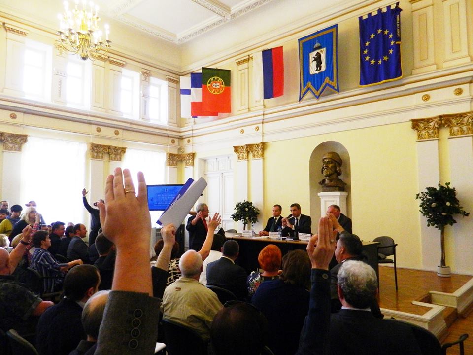  В мэрии Ярославля прошли публичные слушания по вопросу отмены прямых выборов мэра